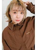 リアン(Lien) ハイトーンベージュボブ