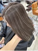 小顔へア アッシュカラーグレージュハイライトカラー◎