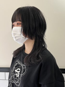 ビーハイブアヴェダ PARCO2店(BEHIVE AVEDA) 【yuuna】黒髪海月ロングウルフ