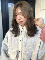 イロウ 天神大名店(IROW)&nbsp;顔周りカット　シースルーバング　ミルクティー【天神大名】