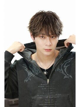 リップス 心斎橋(LIPPS) シースルーフェザーショート