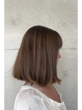 サロンドベリタ(salon de VERITA) ロングボブ