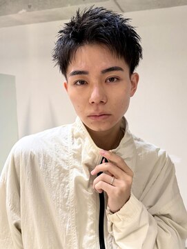 ファルベ(Farbe) フェザーパーマ/サーフカール/刈り上げセンターパート/波巻き