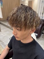 カノ バイ ニューヨークニューヨーク(KANO. by NYNY)&nbsp;ハイライトツイストパーマ足利市