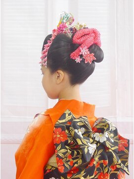 レイジースワン 桃割れ