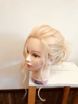 ツーピース(2Peace) 編み込み散らしアップ