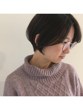 サイズ(cyez) ショートボブはフォルムのメリハリが大事