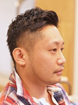 リビーチ ヘア リゾート 赤羽(Rebeach HAIR RESORT) 【赤羽リビーチ】メンズのナチュラルフェードカット