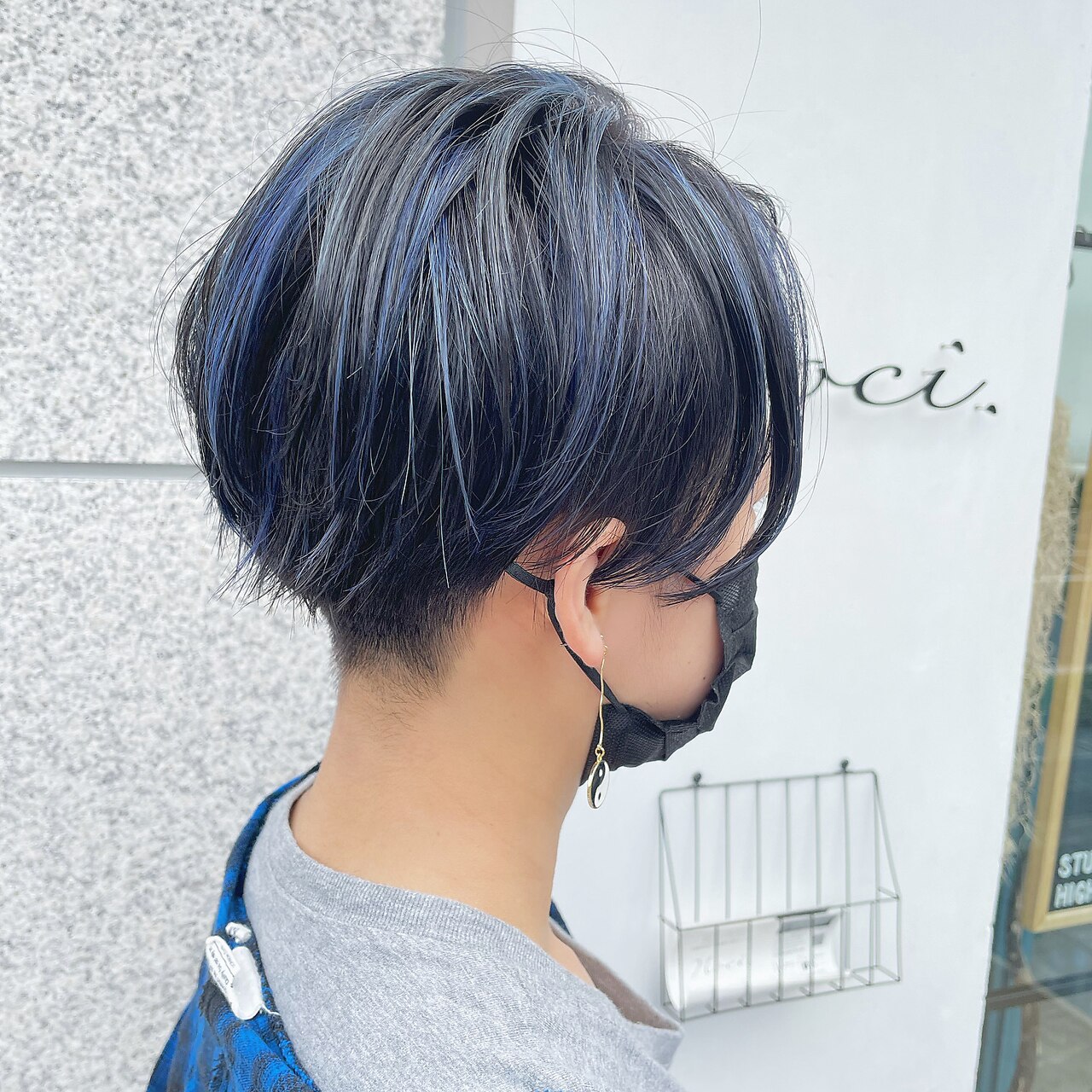 和田寧々】ブルー/メッシュ/ブルーブラック/ハンサムショート