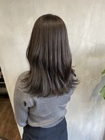 ティティ(TiTi)&nbsp;ラグジュアリーセミディロング×グレージュ[TiTi_栗林れい]