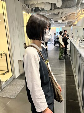 カフ(CAF) CAF松本【ぱつっとボブ×カーキアッシュ】