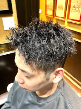 ヒロギンザバーバーショップ 大宮店(HIRO GINZA BARBER SHOP) ショート波巻きパーマ