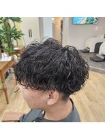 ギフト ヘアーデザイン(gift hair design) ケアパーマ波巻きスパイラル×刈り上げエアリーマッシュショート