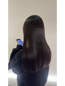 サイン(Sign) 艶髪 髪質改善【木下太一】