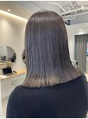 ぱつっとボブ透明感グレージュ