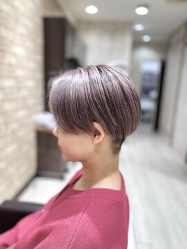 ヘアスペース エアリス(Hair space Earth) 刈り上げマッシュヘア×グレージュカラー