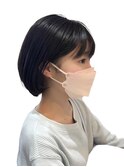 艶感引き立つ黒髪ミニマムショート