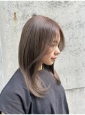 ベージュカラー