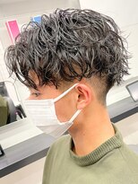 エルマーク 梅田(L-MARK)&nbsp;センターパート/波巻きパーマ/スパイラルパーマ/men's