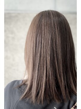 ファンタシー(FANTACY) 10トーン レイヤードカラー シアー・グレージュ