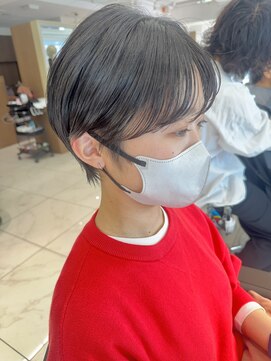 アッシュ 下北沢店(Ash) 黒髪でももっさりしない耳掛けマッシュショート