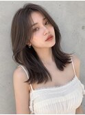 レイヤーカットミディアムレイヤーミルクティーベージュ