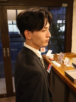 MEN’S salon AGREE【メンズ サロンアグリー】の写真/【堺/メンズ】ヘアスタイルとセットで第一印象UP!プロの【眉毛カット】で清潔感あるワンランク上の男前へ