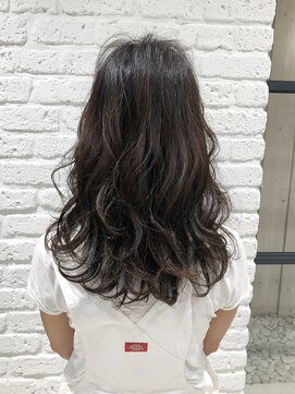 グロー(glow) コテ巻き風パーマ×ふんわりロング