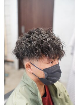 ヴェルゴ 沖浜店(vellgo) 前下がりツイスパ