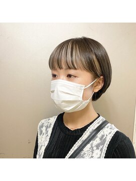 ピエドプールポッシュ(PiED DE POULE POCHE) ミニマムショートボブ×コントラストカラー