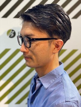 バーバーバー 四谷(BARBER-BAR) 大人カッコいい30代40代50代以上リバースショートレイヤー