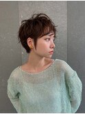 斜めバンググレージュカラーシルキーべジュマッシュパーマ