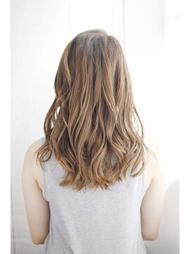 シュシュット(chouchoute) 髪質改善前髪インナーグレージュピンクベージュマチルダボブ/190