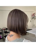 ハイライトカラーマチルダボブインナーグレージュ前髪