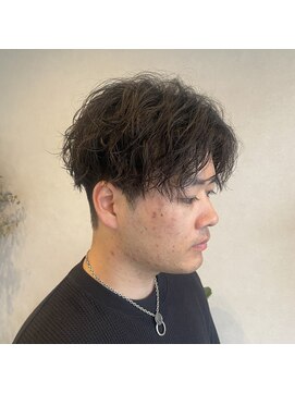 コウ(Kou) 「Kou(コウ)」#縦落ちツイストスパイラルパーマ