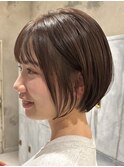 大人ショートボブショートカットココアアッシュくびれミディ