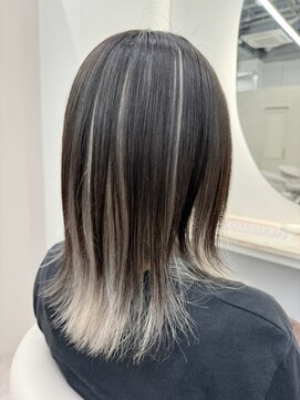 グーフィートーキョー 銀座(Goofy Tokyo) アンブレラカラー/ブラック/プラチナ/レイヤーカット