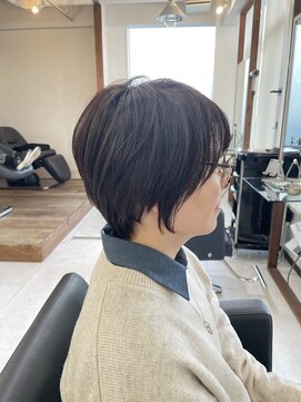 ハーツ(Heart's) 白髪ぼかし/イメチェンヘアスタイル/前髪カタログ/ショートボブ