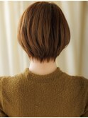 カーキベージュ細めハイライトひし形小顔ショートZ越谷20代30代