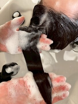 メール(mer) ノンダメージでヘッドスパで髪質改善