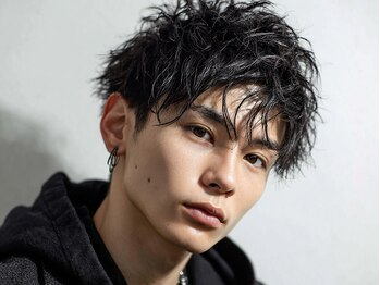 ブレイブボーイズ(BRAVE Boys)の写真/髪の“状態”“生え癖”を見極めての施術であなただけのパーマスタイルが実現!【柏/メンズ/メンズカット】