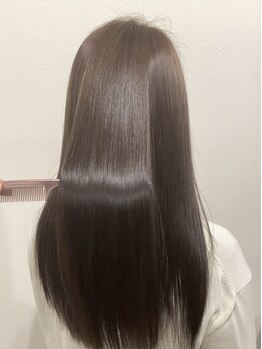 ラムル(LarMe)の写真/気になるクセ、うねりを解消！毎日のスタイリングを簡単に時間短縮◎