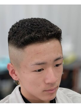 ピーグル(PeeGuL) パンチパーマ