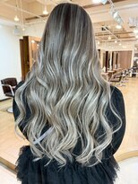 ブリッツ レボ(BLITZ-REVO)&nbsp;ピンクベージュ/アンブレラカラー/クールショート/前髪/柏駅