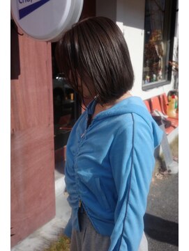 チャプター 問屋町(chapter) 髪質改善トリートメント切りっぱなしボブミニボブリーチなし