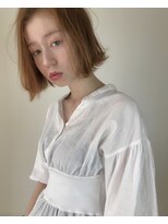 オレンジベージュ