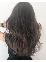 アライブ キチジョウジ(ALIVE Kichijoji)&nbsp;【ALIVE吉祥寺】アッシュグレージュハイライトグラデーション