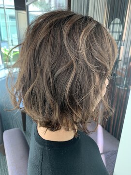 サイワイマチ美容室 プラチナデジタルパーマ、トリートメント
