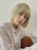 ペールグリーン/顔まわりカット