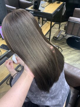 アルカナ 明治神宮前原宿(ARCANA) ベージュ ミルクティーベージュ グレージュ